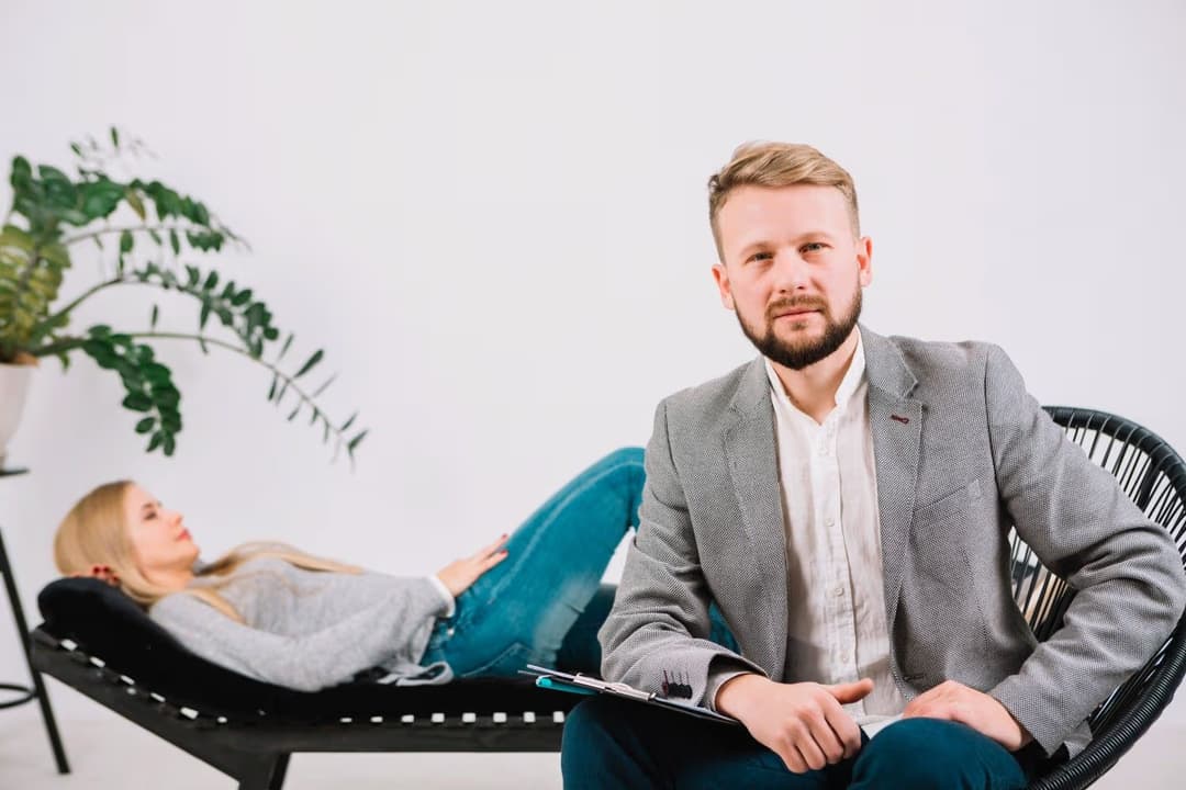 Blog: Diploma vs Degree in Counselling in Australia: What's the Difference?