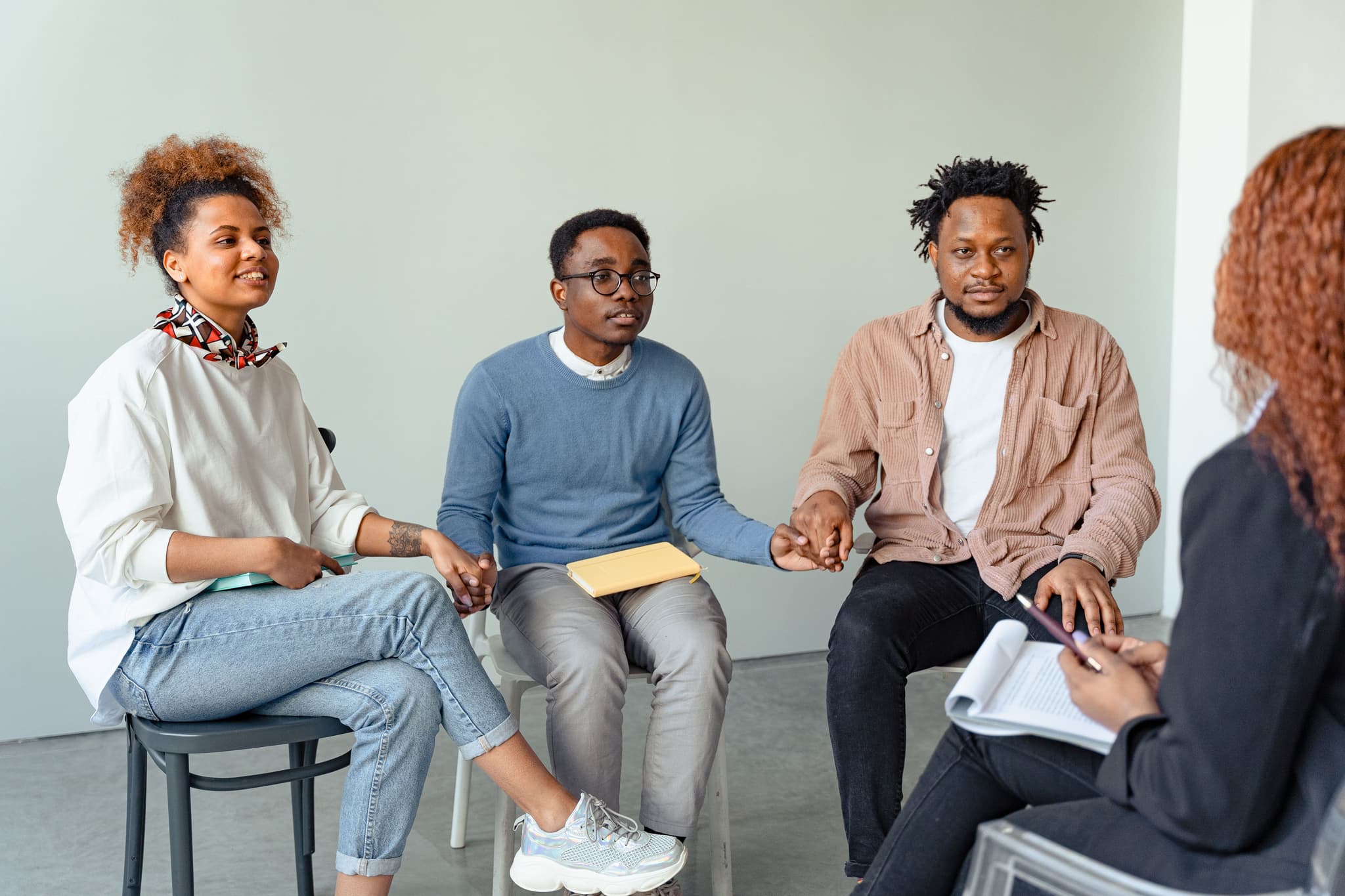 Blog: Counselling vs Social Work: Choosing Your Career Path