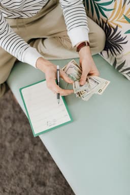 What Are the Living Costs for Psychotherapy Students in Australia? (2026 Guide)