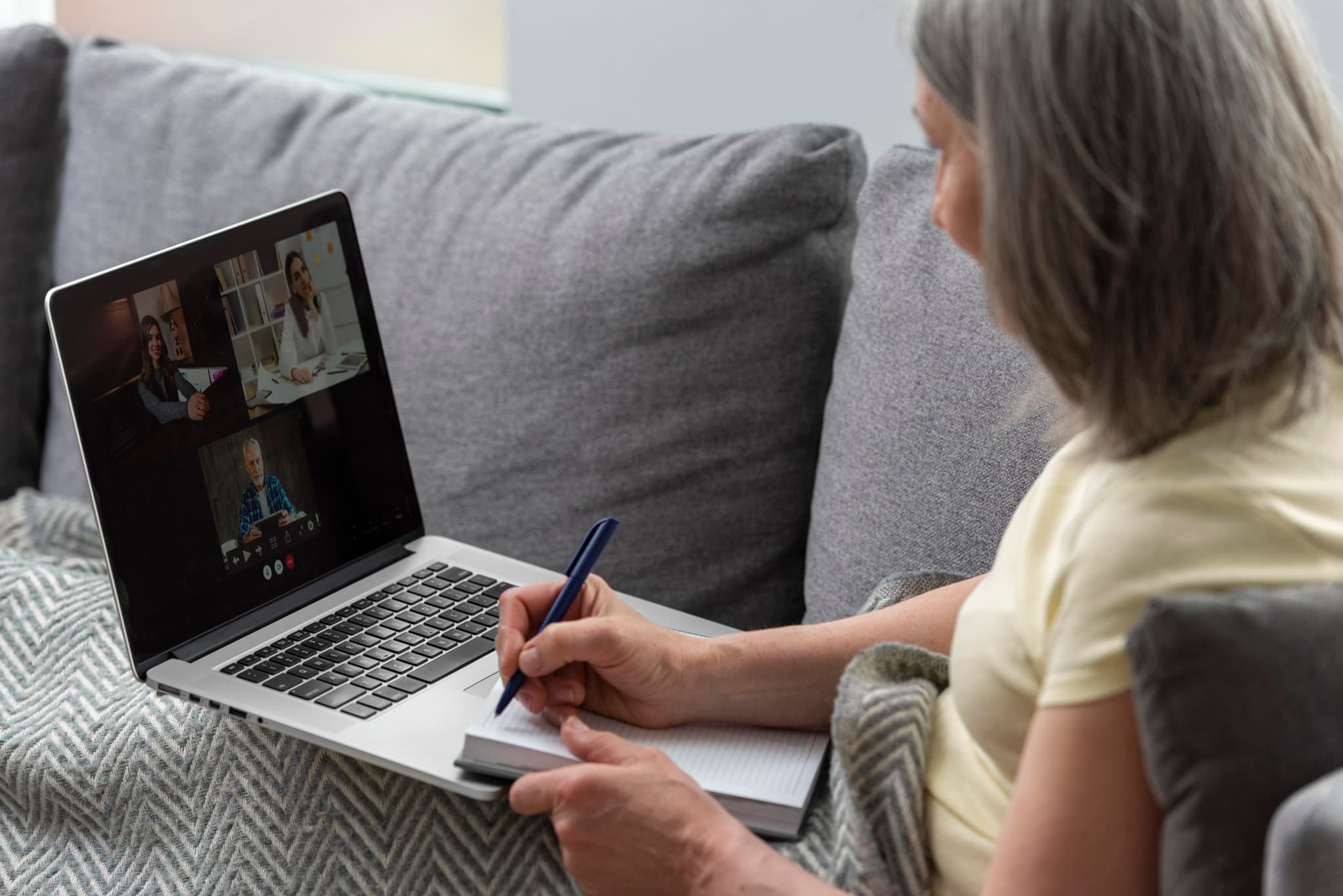 Blog: What Are the Benefits of Studying Psychotherapy Online in Australia?